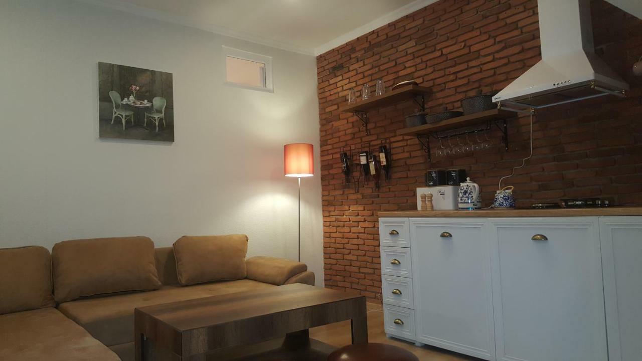 Karlsson Borjomi Apartment. Kültér fotó