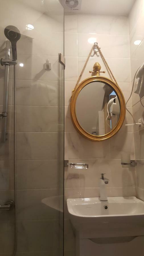 Karlsson Borjomi Apartment. Kültér fotó